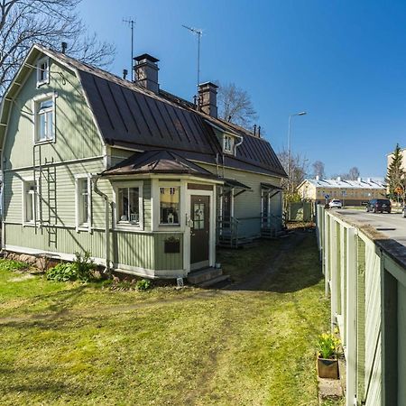 Newly Renovated Apartment In A Woodenhouse From 1910 In Martti! Åbo Eksteriør bilde