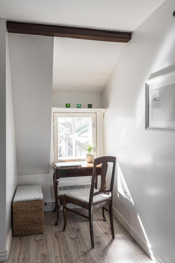 Newly Renovated Apartment In A Woodenhouse From 1910 In Martti! Åbo Eksteriør bilde